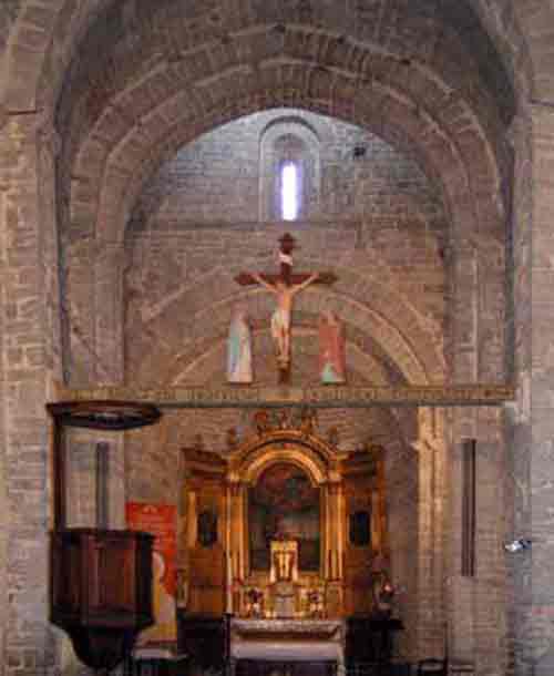 Église romane, intérieur, Vieux-Village - Les Chemins du Patrimoine -
Saint-Julien-le-Montagnier