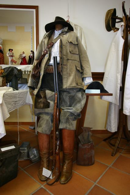 costumes homme, JEP 2009 - Les Chemins du Patrimoine -
Saint-Julien-le-Montagnier